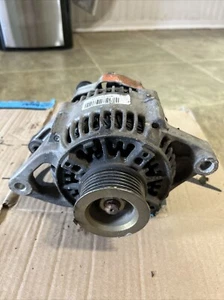 01 Jeep Xj Alternator - Picture 1 of 3