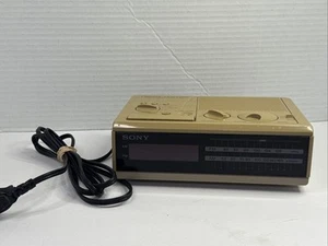 Vintage Sony Dream Machine AM/FM Digital Alarm Clock Radio- Beige -1980’s - Picture 1 of 7