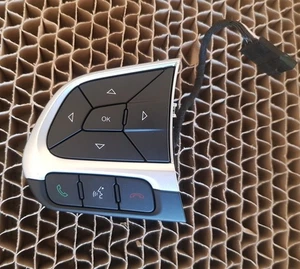 Comandi volante P5YL19XSAAC Sinistro Originale Gruppo FCA JEEP FIAT - Foto 1 di 4