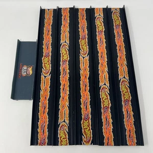 5 Vintage 1990er Hot Wheels Schienen - schwarz mit Flammen extra Stecker - Bild 1 von 5