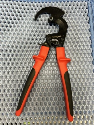 Platinum Tools 10569C 500 MCM Cable Cutter, Ratcheted, - Image 1 of 3