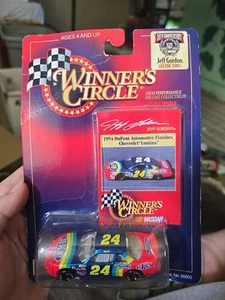 Winner’s Circle Jeff Gordon DuPont Chevrolet Lumina 1:64 Die-Cast Car 1994 50th - Picture 1 of 3