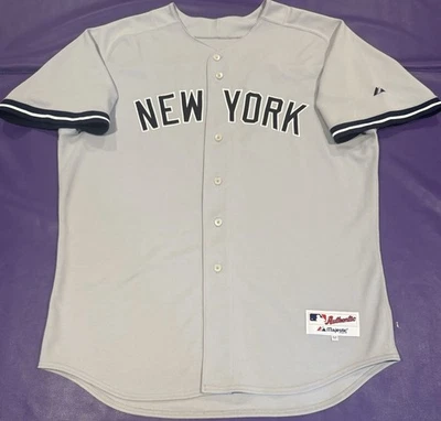 Camiseta Majestuosa Sobre Campo Auténtica New York Yankees #13 ARod/Jazz Chisolm 52 Foto 1 de 4