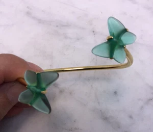 LALIQUE 18K Gold Plated Green Crystal Papillon Butterfly Flexible Cuff Bracelet - Picture 1 of 11