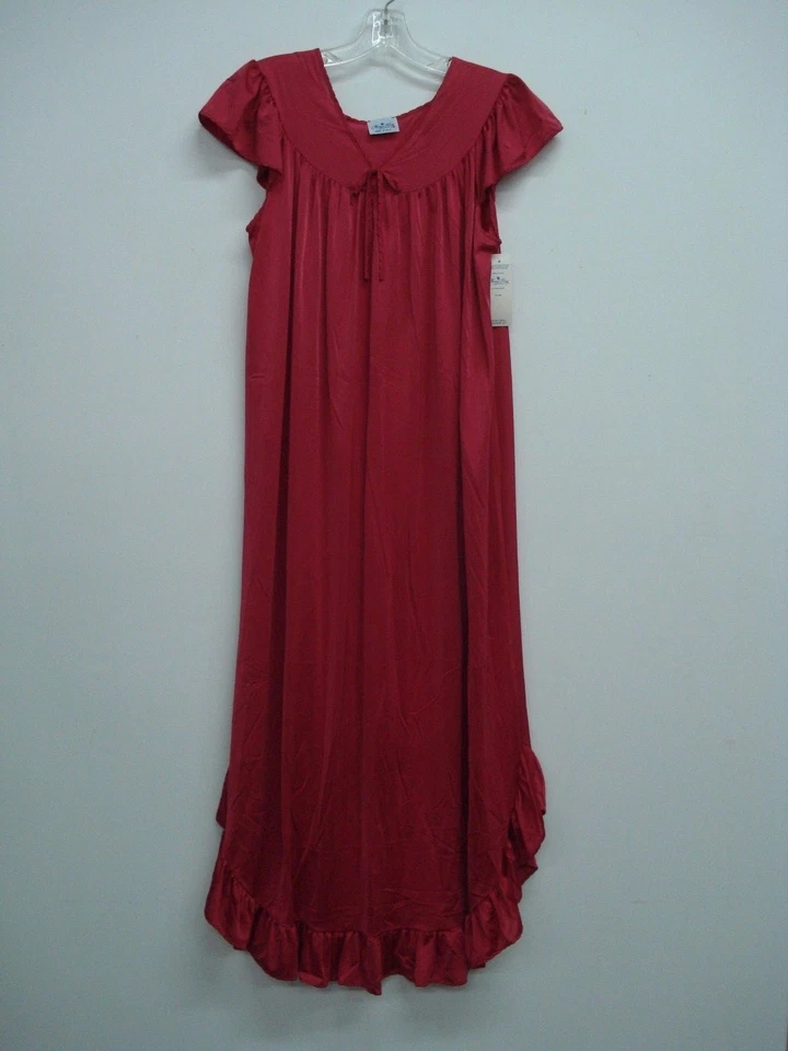 USA Made Nancy King Lingerie Soft Luster Nylon Gown Size Small Burgundy #642Q - Image 1 of 1