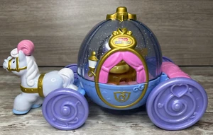 Carro iluminado Little People Cenicienta con Aladdin LP - Fisher Price (2012) - Imagen 1 de 14