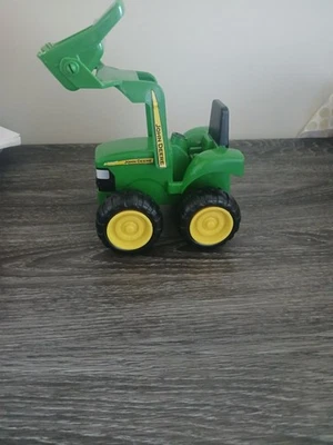John Deere Plastic Green Farm Tractor Toy 5.5" Adjustable  - Image 1 of 3