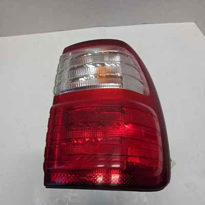 98-02 Lexus LX470 pasajero derecho carrocería exterior montada luz trasera lámpara OEM Foto 1 de 4