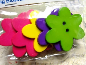 Big Blossom NOS Flower Buttons Favorite Findings Craft Scrapbook Bright Color FB - Picture 1 of 3