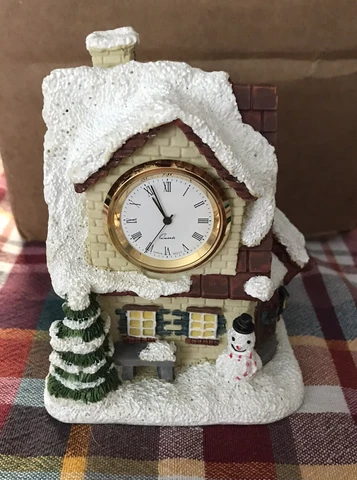 Vintage Snow Covered Winters House With Quartz Clock 4.1/4”H x 3.1/4”W x 3”D Cover