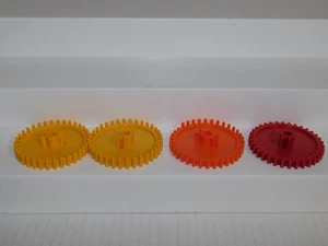 KNEX 4 Gears - 2.25 in. -Yellow-Red-Orange - Picture 1 of 5
