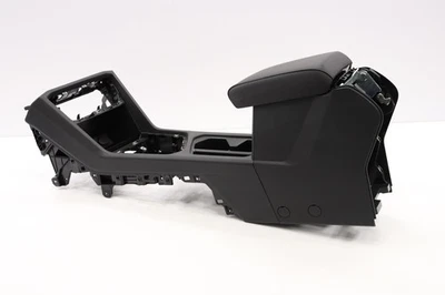 VOLKSWAGEN TIGUAN 2018-2020 CONSOLA CENTRAL DELANTERA MARCO BASE FABRICANTE ORIGINAL NEGRO_BV Foto 1 de 4