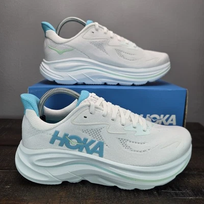 Zapatos para correr cómodos Hoka One One Clifton 10 para mujer talla 9 AMPLIOS blancos azules Foto 1 de 4
