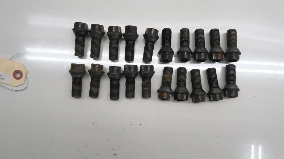 Juego de 20 tacos de rueda OEM BMW 328i F30 2012-2016 Foto 1 de 4