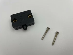 Interruptor de presión en negro botón negro interruptor de cofre interruptor de armario presión 🔥 - Imagen 1 de 1