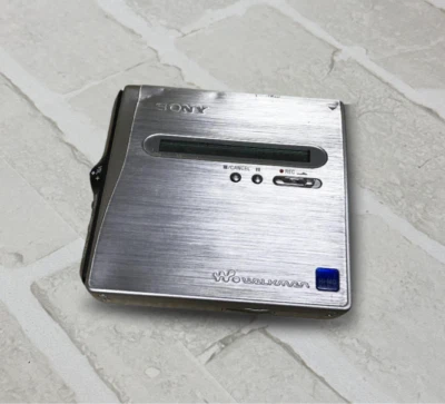 Sony MZ-NH1 Walkman Gold MD/Hi-MD Portable Minidisc Recorder Tested from Japan - Image 1 of 4