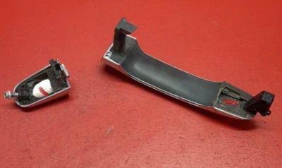 07-17 GM Multi Vehicle Front Right Pass Exterior Door Handle Chrome 22867272 - Image 1 of 4