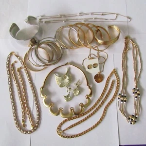Lote de joyería vintage pendientes pulseras accesorios mixtos - Imagen 1 de 8