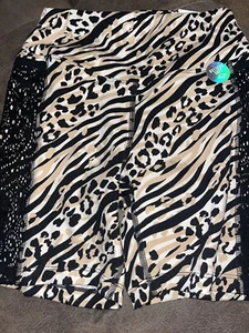 Victoria’s Secret PINK Animal Print Cheetah Zebra With Lace Biker Shorts Small - Picture 1 of 2
