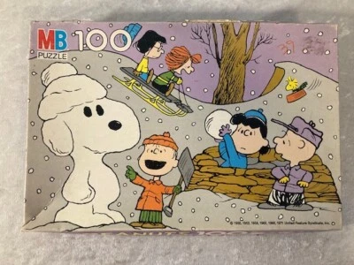 Rompecabezas Cacahuetes 100 Piezas (Falta 1) Charlie Brown Vintage Nieve 16" x 11" MB Foto 1 de 4
