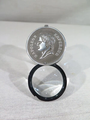 CHRISTOFLE ANCIENNE LOUPE METAL ARGENTE DE POCHE NAPOLEON EMPEREUR BUREAU - Photo 1/2