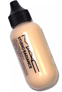 MAC Studio Radiance Face and Body Radiant Sheer Foundation 50ml C1 - Bild 1 von 2