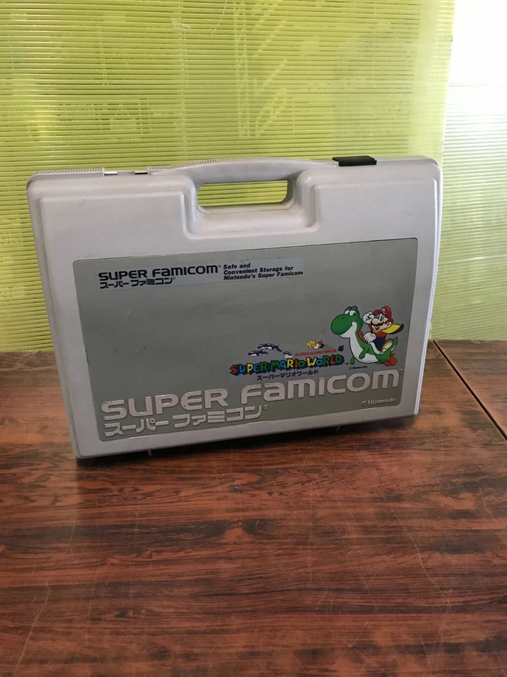 Estuche de transporte Super Famicom Super Mario World de Japón F911O Foto 1 de 4
