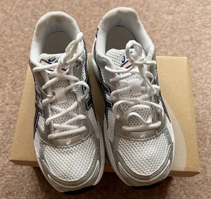 Asics Gel-1130 Sneaker Unisex Kinder Weiß Preußisch Blau Größe UK3,5 US4,5 EUR37 - Bild 1 von 12