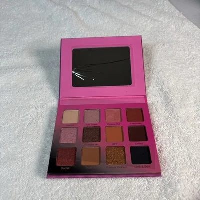 Violet Voss Eye Pinky Promise palette- 12 eye shadows - Image 1 of 4