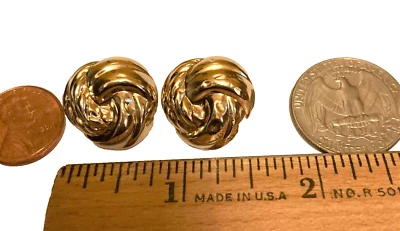 Vintage 14K Gold Earrings Highly Polished Puffed Knot 7/8" W Omega Back 4g - Image 1 of 4