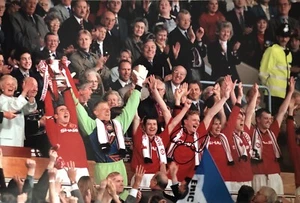 Fotografía de la final de la FA Cup 1996 firmada por David May - Imagen 1 de 3