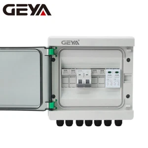 Solar PV Combiner Box Plastic 15A 2strings 550VDC Circuit Breaker Solar Panel - Picture 1 of 12