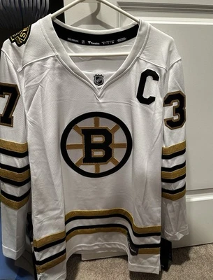 Patrice Bergeron Boston Bruins Fanatics Breakaway NHL 球衣 - 女式小号 — 第 1/4 张图片