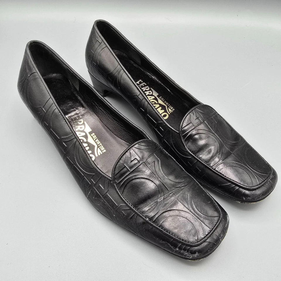 Винтажные черные кожаные мокасины Salvatore Ferragamo с тиснением узор ганчини (6B) - Изображение 1 из 4