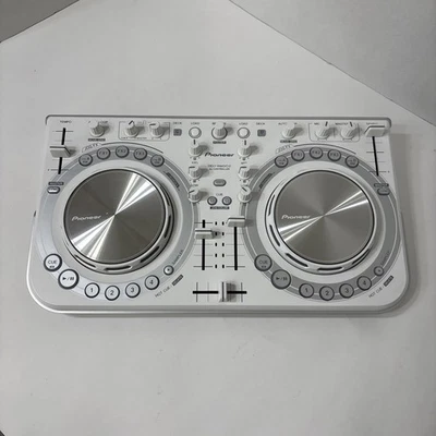 Pioneer DDJ-WeGo 2-Channel Dual Deck Controller - White - Image 1 of 4