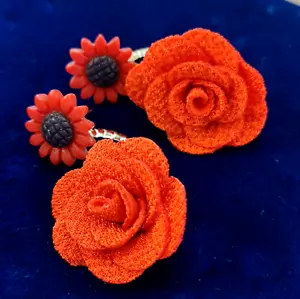 orecchini a forma di rosa con tessuto rosso - red earrings - Picture 1 of 4