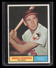 BROOKS ROBINSON 1961 Topps #10 Baltimore Orioles