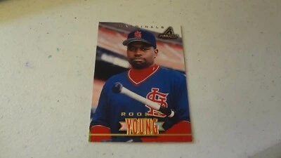 1997 PINNACLE # 177  DMITRI YOUNG BASEBALL CARD - Image 1 of 2