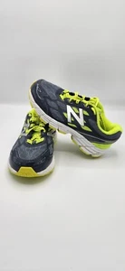 New Balance 880v5 Boys Shoes Size 5 Grey/Green, KJ880GYY - Picture 1 of 7