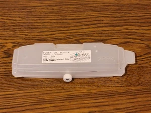 Minolta QMS AUTHENTIQUE OEM Fuser Oil Flacon Magicolor 6100 Series 1710366-001 - Photo 1/2