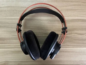 AKG K712 PRO Headphones Fully Functional With All Accessories Included s - Picture 1 of 8