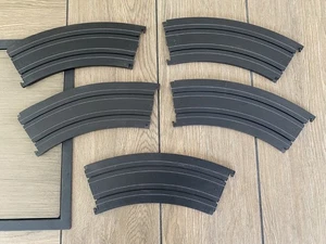 (5) De colección Aurora AFX HO 1/8 Curva 12" Radio Speed-Lok Track #2528 + ¡ENVÍO RÁPIDO! - Imagen 1 de 4