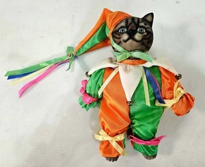 Victoria Ashley Originals Porcelana Musical 11" Gato Corte Bufón Muñeca Bette Ball - Imagen 1 de 9