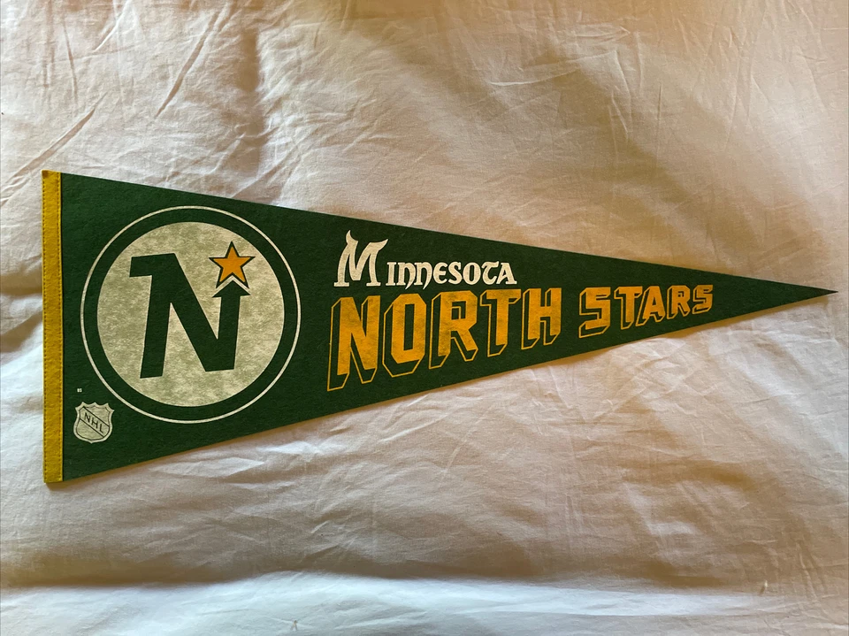 Banderín de fieltro Minnesota North Stars 12 x 30 Foto 1 de 1