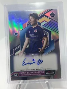 2023 Topps Finest MLS Esmir Bajraktarevic Rifrattore Auto Rookie NE Revolution RC - Foto 1 di 2