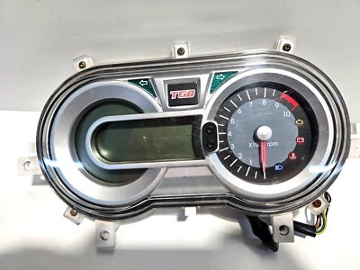 STRUMENTAZIONE CONTACHILOMETRI QUADRO STRUMENTI TGB X MOTION 250 ANNO 2008 2013 - Immagine 1 di 4