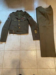 WW2 Air Corps Officers IKE UNIFORM  USAAF PATCH PILOT ,RANK RIBBON - Picture 1 of 5