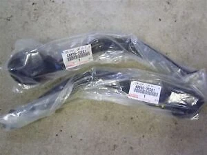 Brazo de suspensión delantero inferior izquierdo y derecho TOYOTA LEXUS GS300 GS430 GS400 genuino Foto 1 de 1