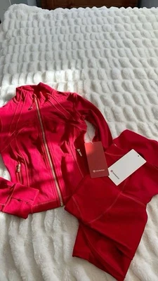 Nuevo Conjunto de Sudadera y Pantalones Deportivos Alo Accolade Cuello Redondo Pullover Foto 1 de 2