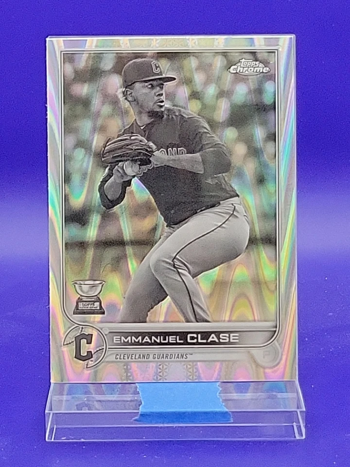 Emmanuel Clase 2022 Topps Chrome Black & White RayWave Refractor SP 🔥 Guardians - Image 1 of 2
